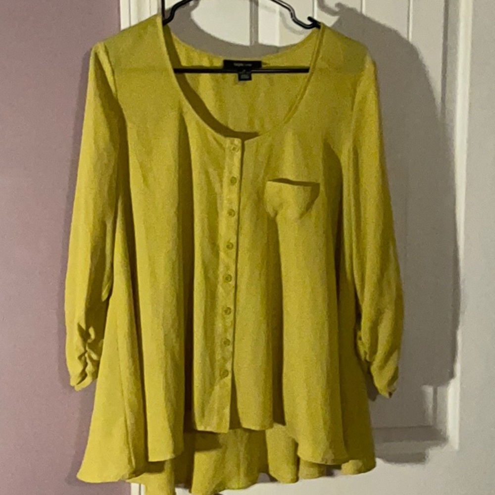 Style & Co Yellow Breeze Button
Down Blouse Sz M